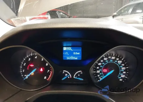 2012 Ford Focus Se z USA, uszkodzony, nr VIN 1FAHP3K22CL394088